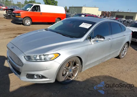 2013 Ford Fusion Titanium z USA, uszkodzony, nr VIN 3FA6P0K92DR200035